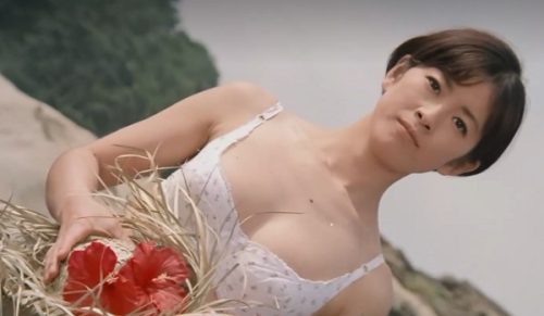 Những Cô Nàng Táo Bạo